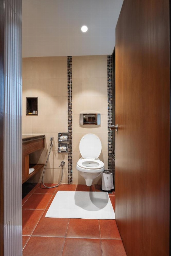 The Shalimar Hotel, Kemps Corner image 12