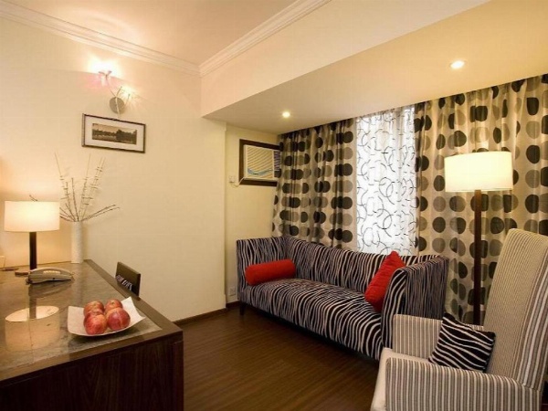 The Shalimar Hotel, Kemps Corner image 29